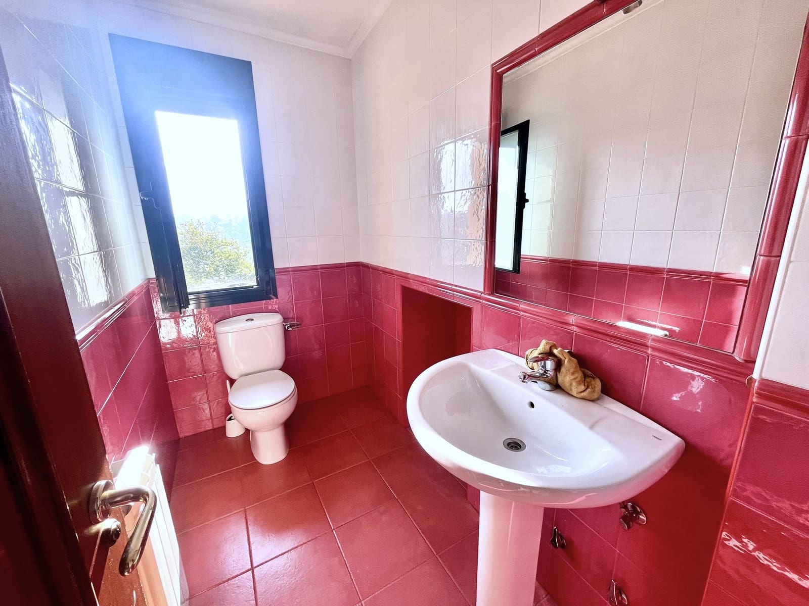 5 bedroom Villa for sale in Ribadesella with garage - € 430,000 (Ref: 9383192)