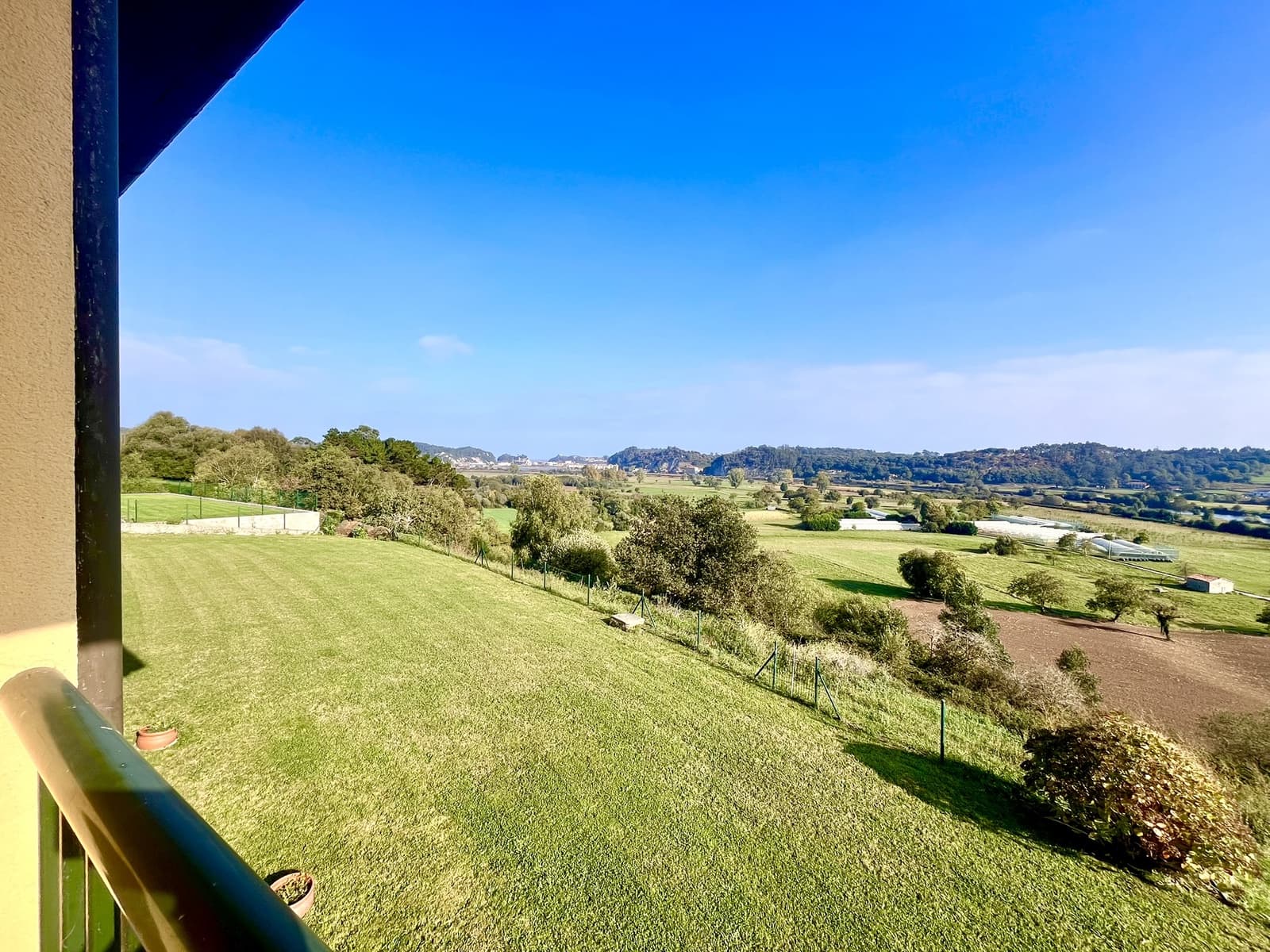 5 bedroom Villa for sale in Ribadesella with garage - € 430,000 (Ref: 9383192)