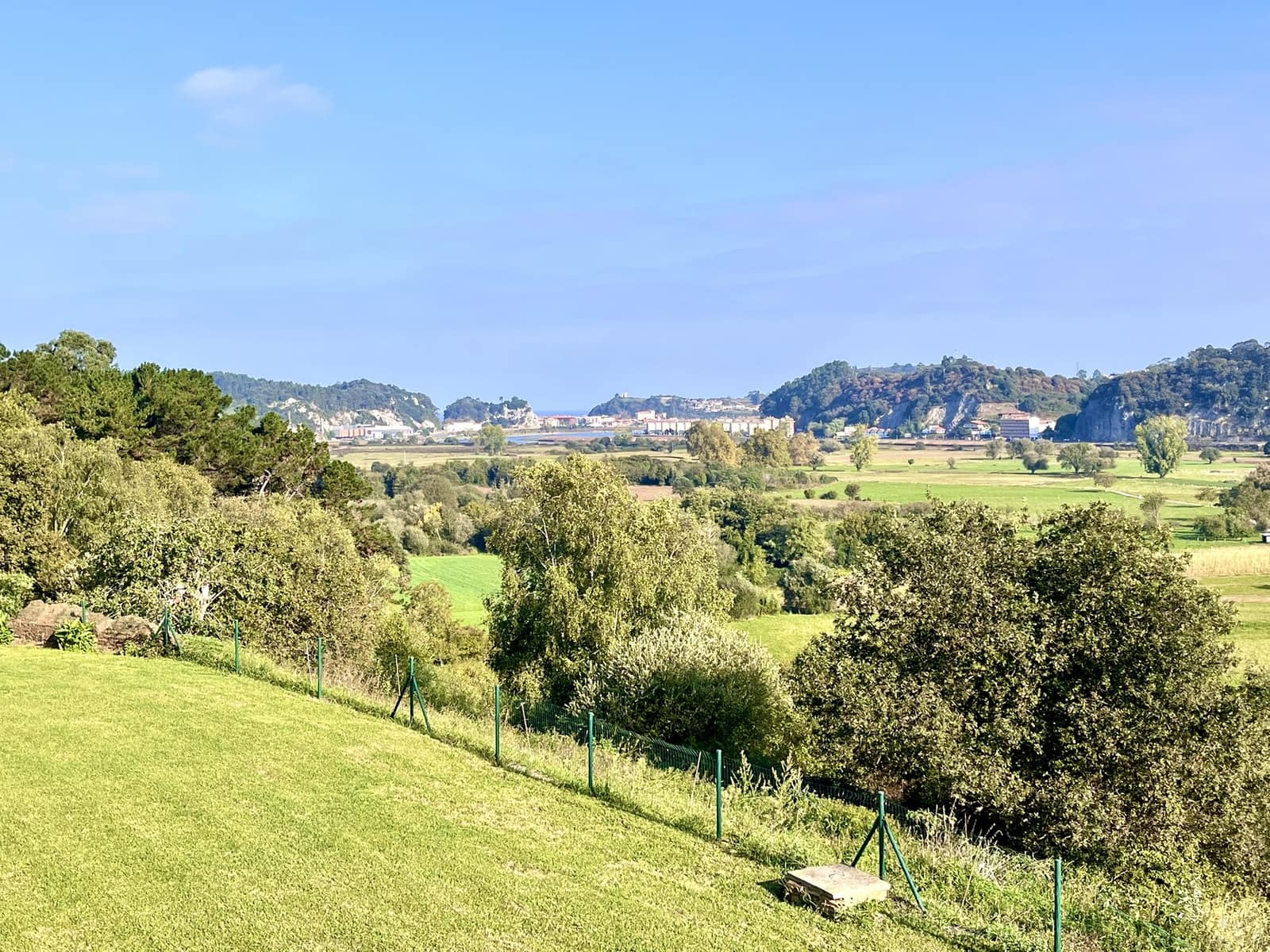 5 bedroom Villa for sale in Ribadesella with garage - € 430,000 (Ref: 9383192)