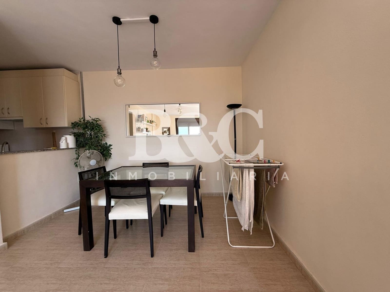 2 makuuhuone Huoneisto myytävänä paikassa Aguilas mukana uima-altaan 
autotalli - 145 000 € (Ref: 9509712)