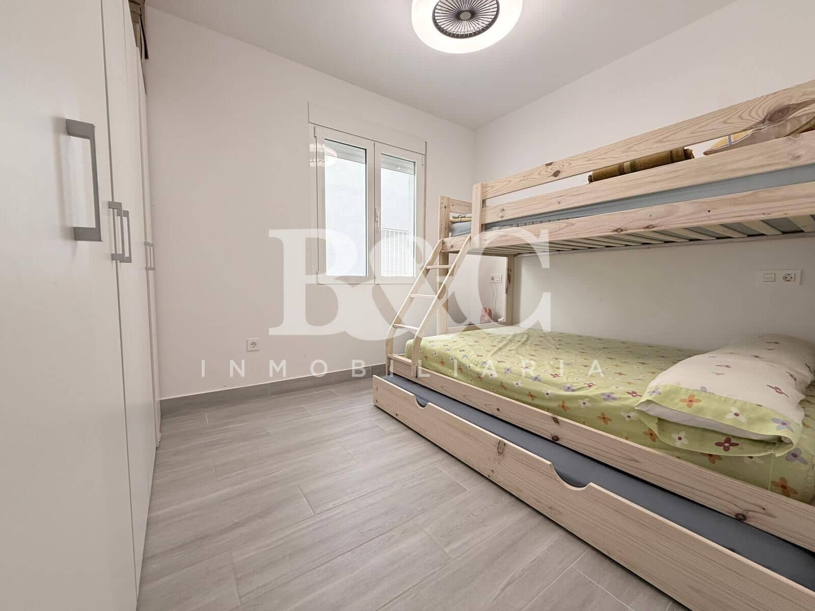 3 makuuhuone Asunto myytävänä paikassa Aguilas mukana 
autotalli - 239 000 € (Ref: 9509714)