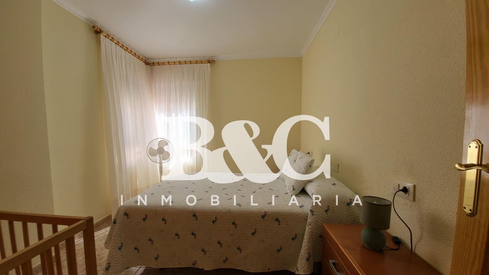 3 makuuhuone Asunto myytävänä paikassa Aguilas mukana uima-altaan 
autotalli - 279 000 € (Ref: 9509715)