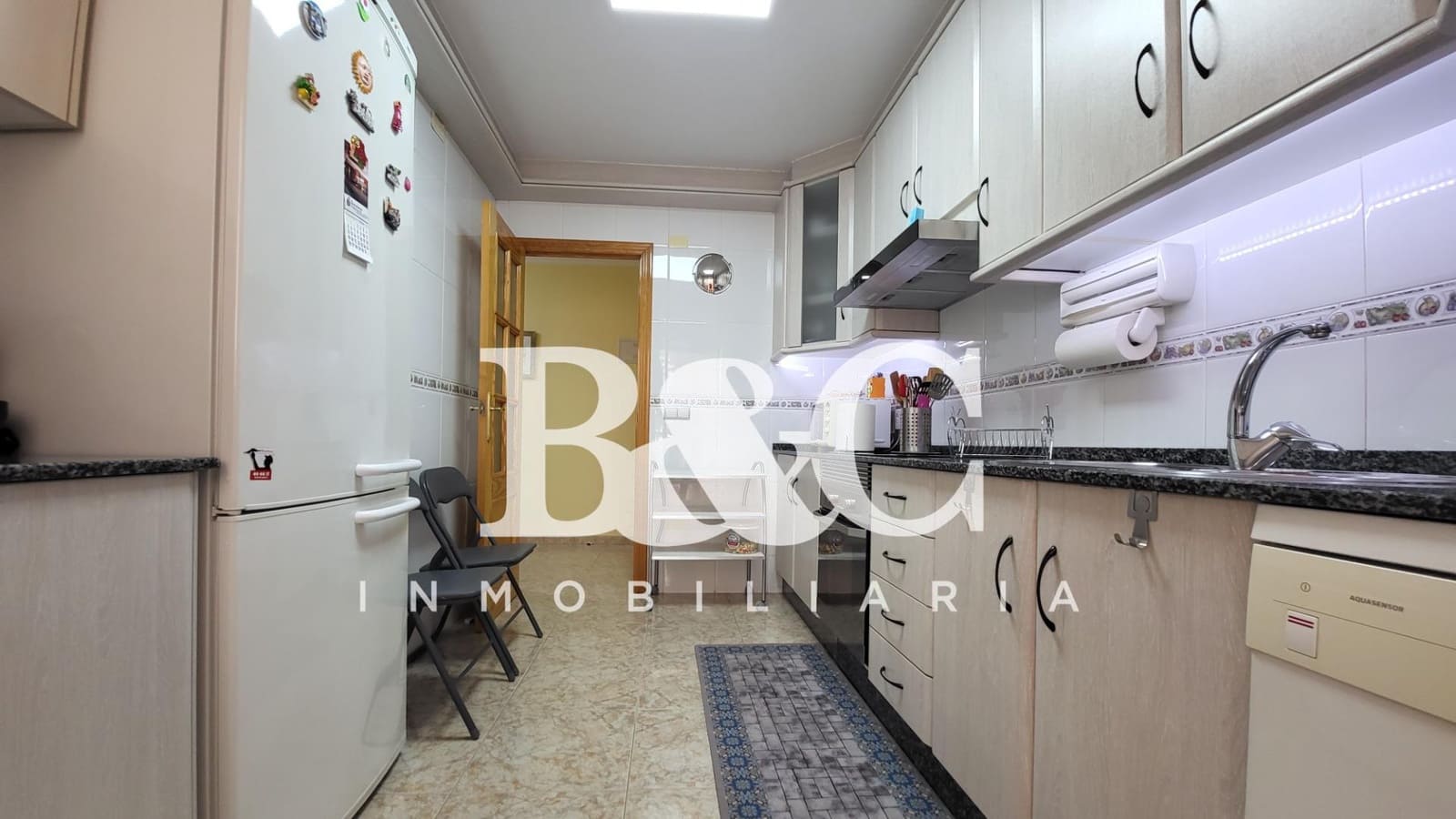 3 makuuhuone Asunto myytävänä paikassa Aguilas mukana uima-altaan 
autotalli - 279 000 € (Ref: 9509715)