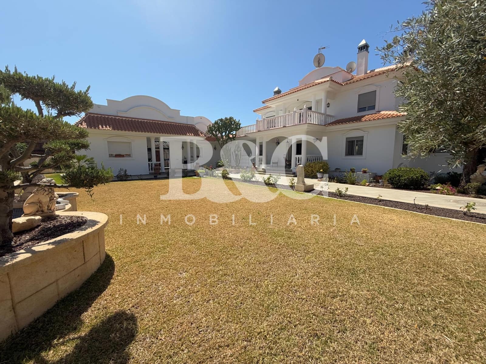 3 bedroom Villa for sale in Calabardina with pool - € 1,200,000 (Ref: 9509716)