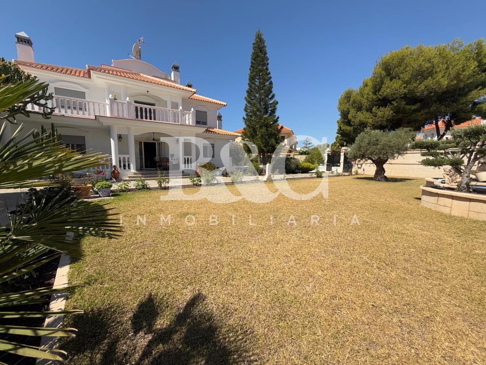 3 bedroom Villa for sale in Calabardina with pool - € 1,200,000 (Ref: 9509716)