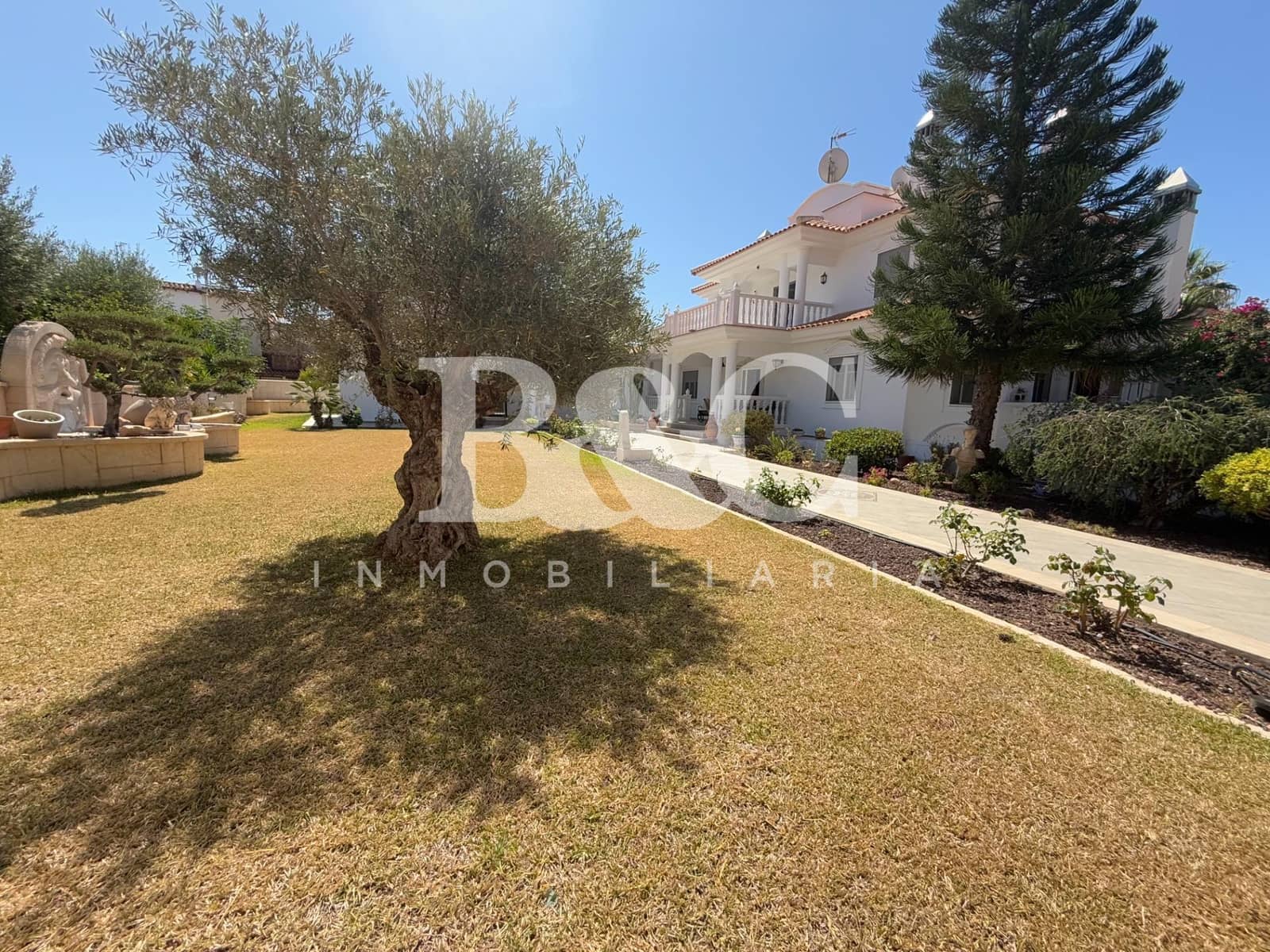 3 bedroom Villa for sale in Calabardina with pool - € 1,200,000 (Ref: 9509716)