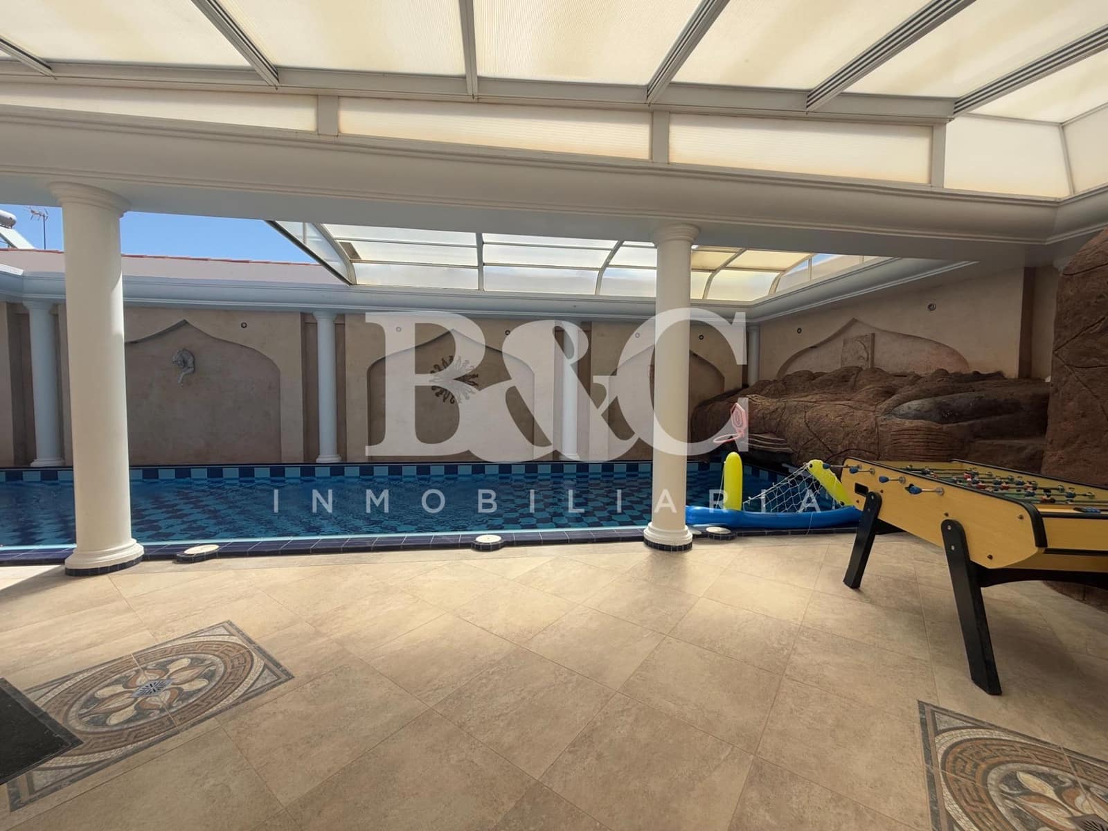 3 bedroom Villa for sale in Calabardina with pool - € 1,200,000 (Ref: 9509716)