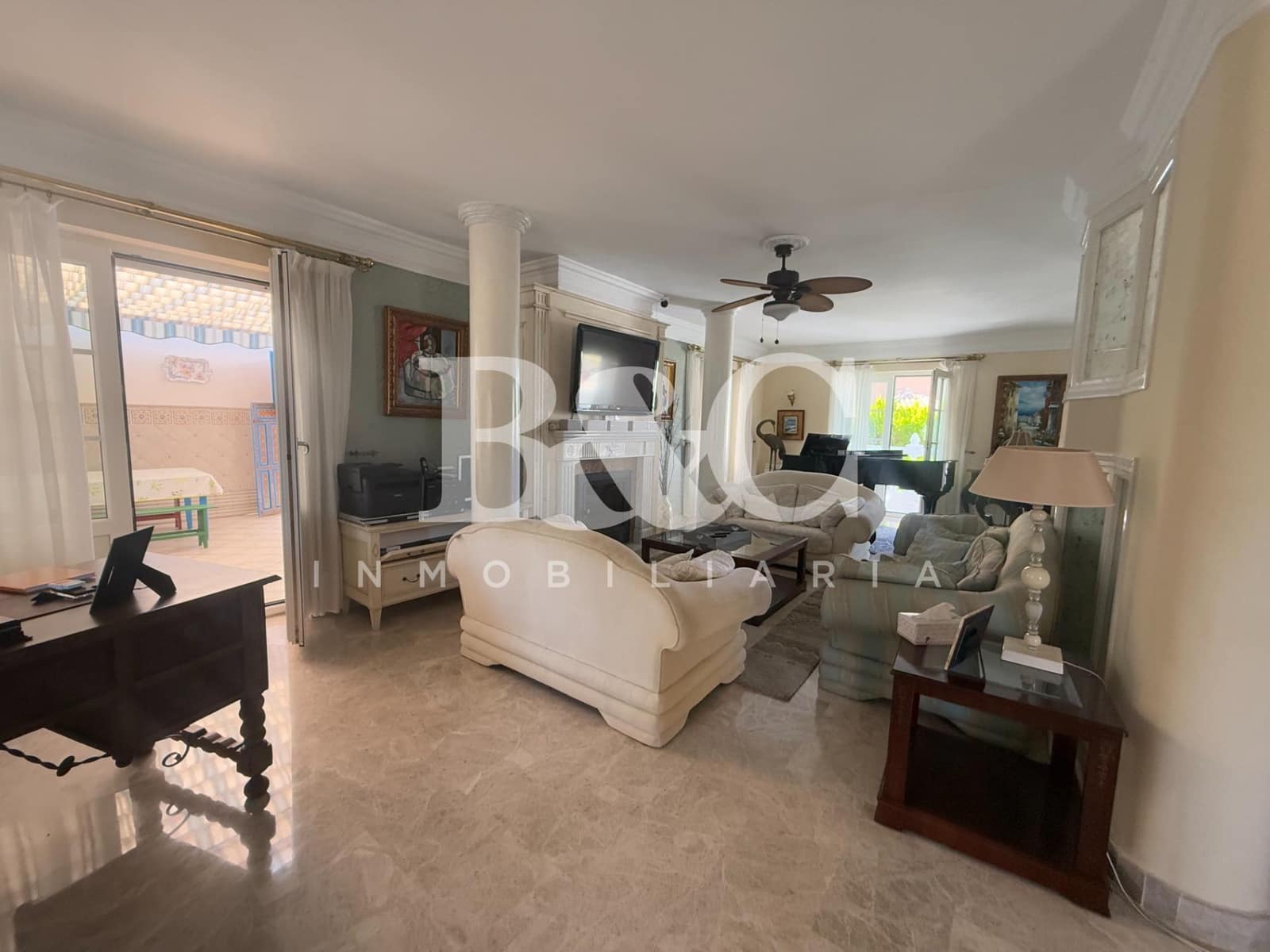 3 bedroom Villa for sale in Calabardina with pool - € 1,200,000 (Ref: 9509716)