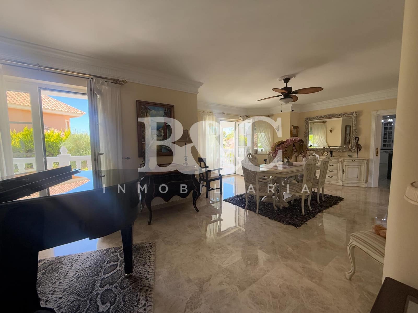 3 bedroom Villa for sale in Calabardina with pool - € 1,200,000 (Ref: 9509716)