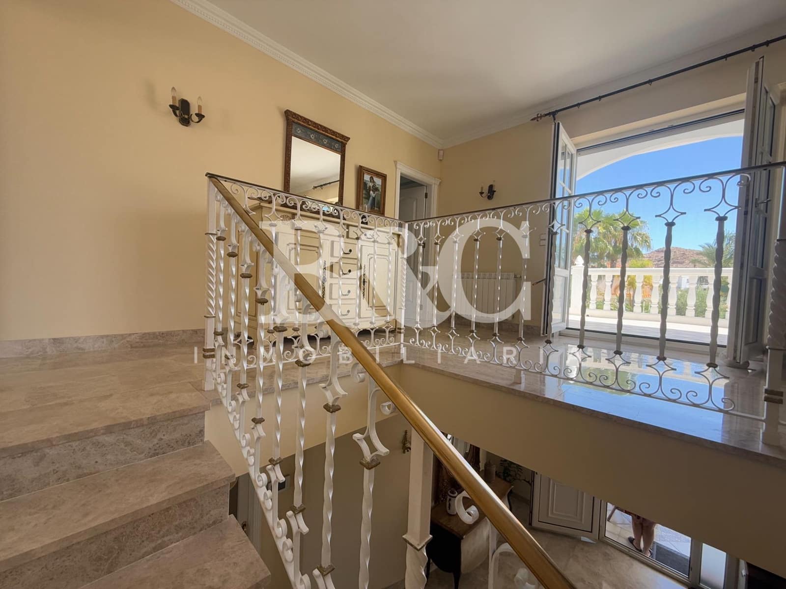 3 bedroom Villa for sale in Calabardina with pool - € 1,200,000 (Ref: 9509716)