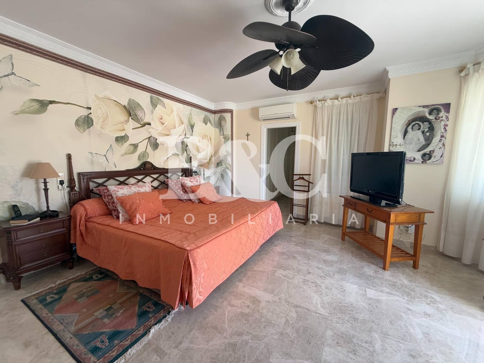 3 bedroom Villa for sale in Calabardina with pool - € 1,200,000 (Ref: 9509716)