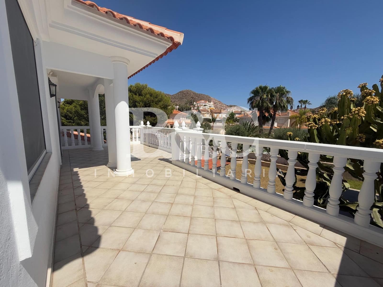 3 bedroom Villa for sale in Calabardina with pool - € 1,200,000 (Ref: 9509716)