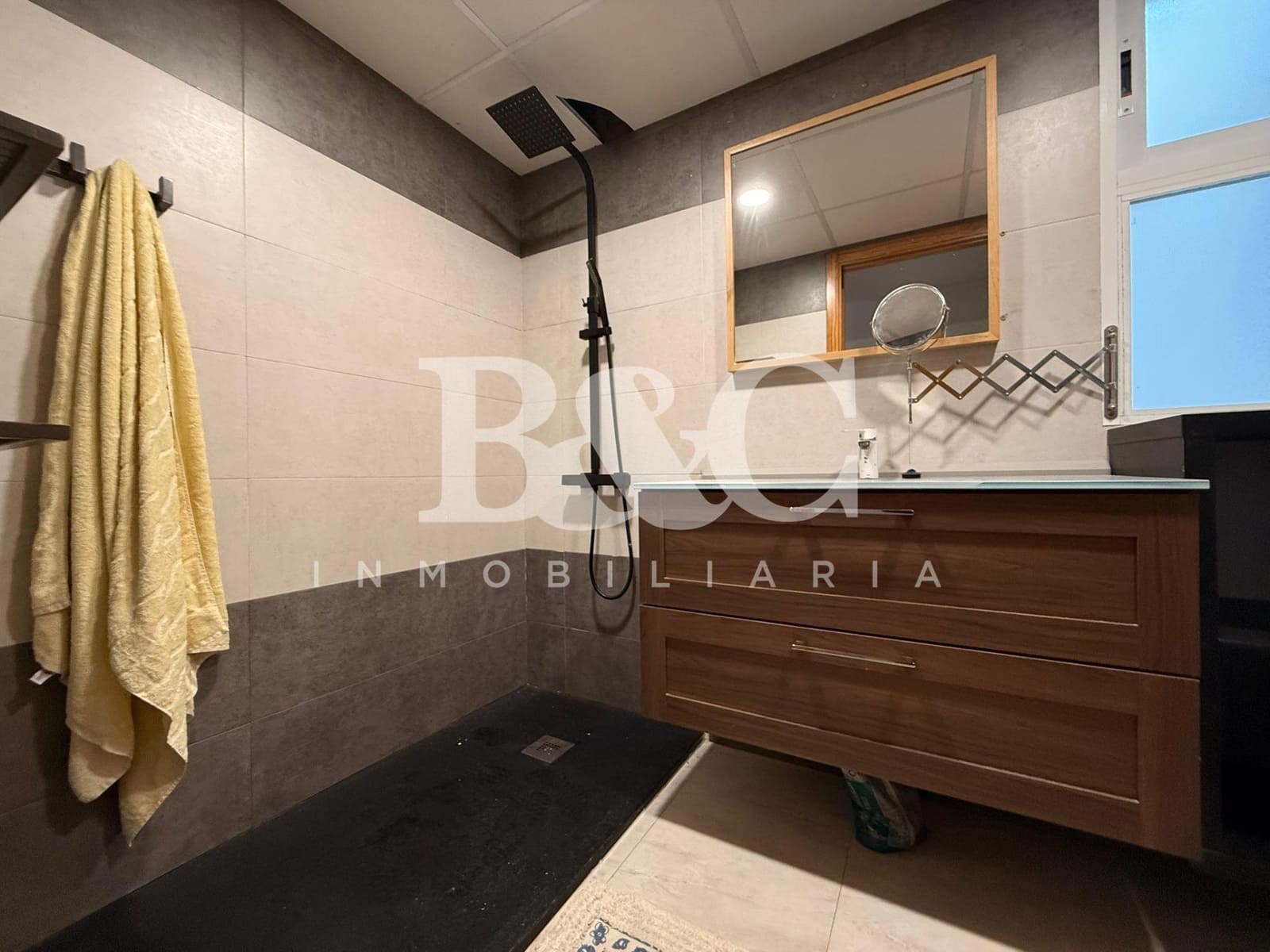 Apartamento de 2 habitaciones en Aguilas en venta - 135.000 € (Ref: 9519032)