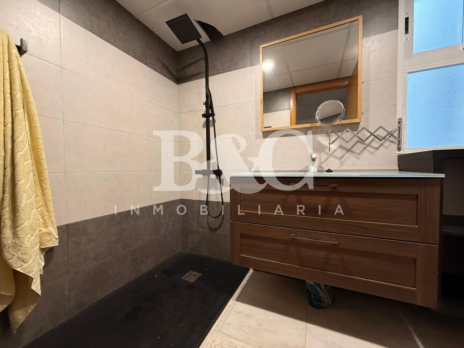 Apartamento de 2 habitaciones en Aguilas en venta - 135.000 € (Ref: 9519032)