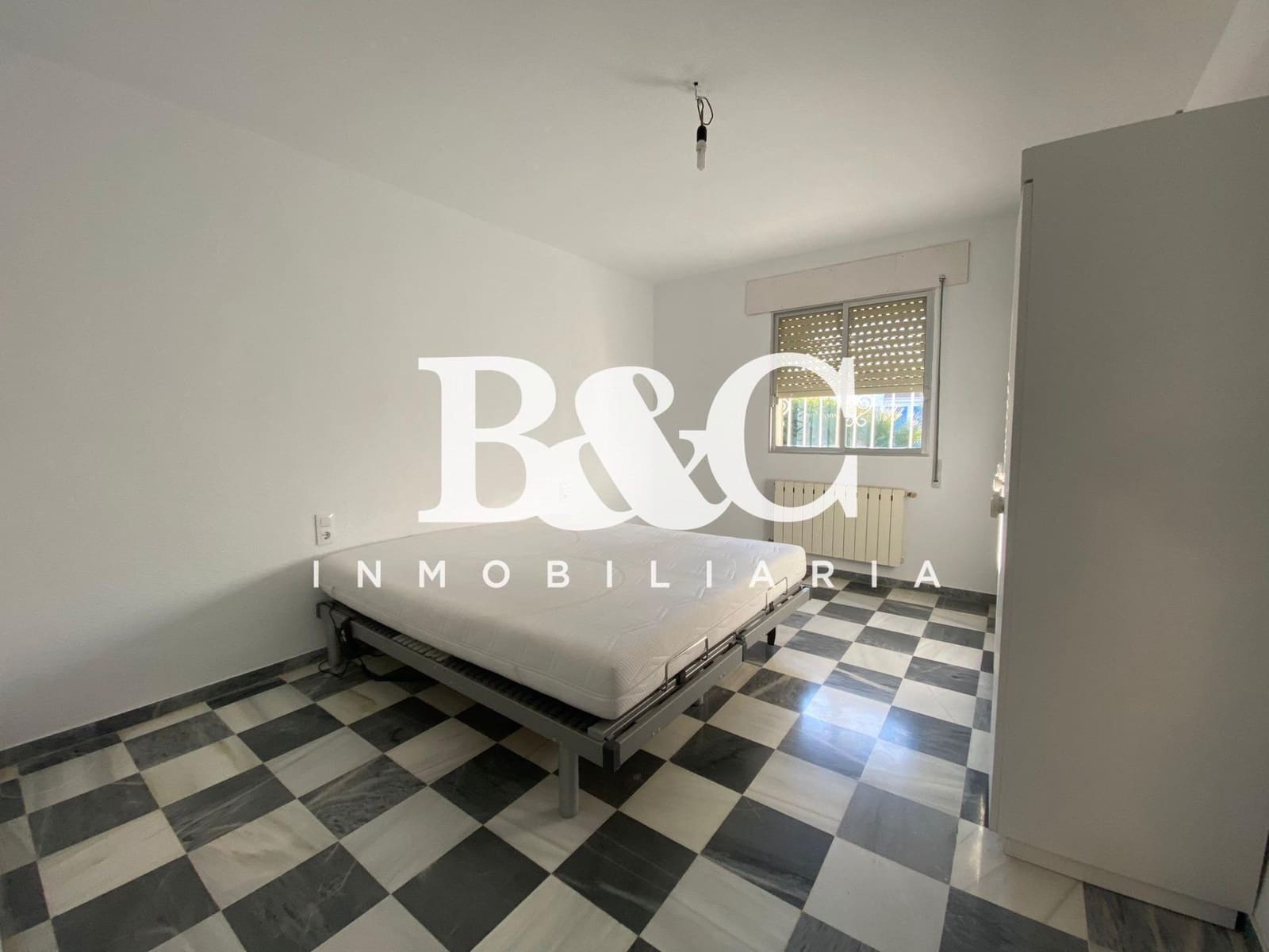 3 slaapkamer Villa te koop in Calabardina met garage - € 352.000 (Ref: 9527797)