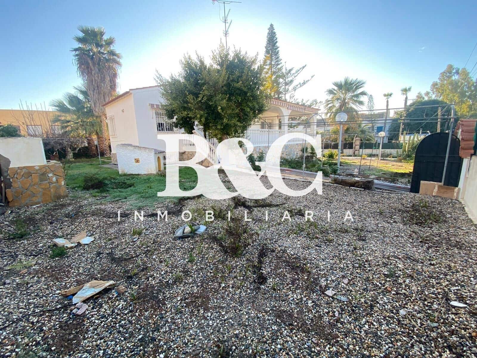 3 slaapkamer Villa te koop in Calabardina met garage - € 352.000 (Ref: 9527797)