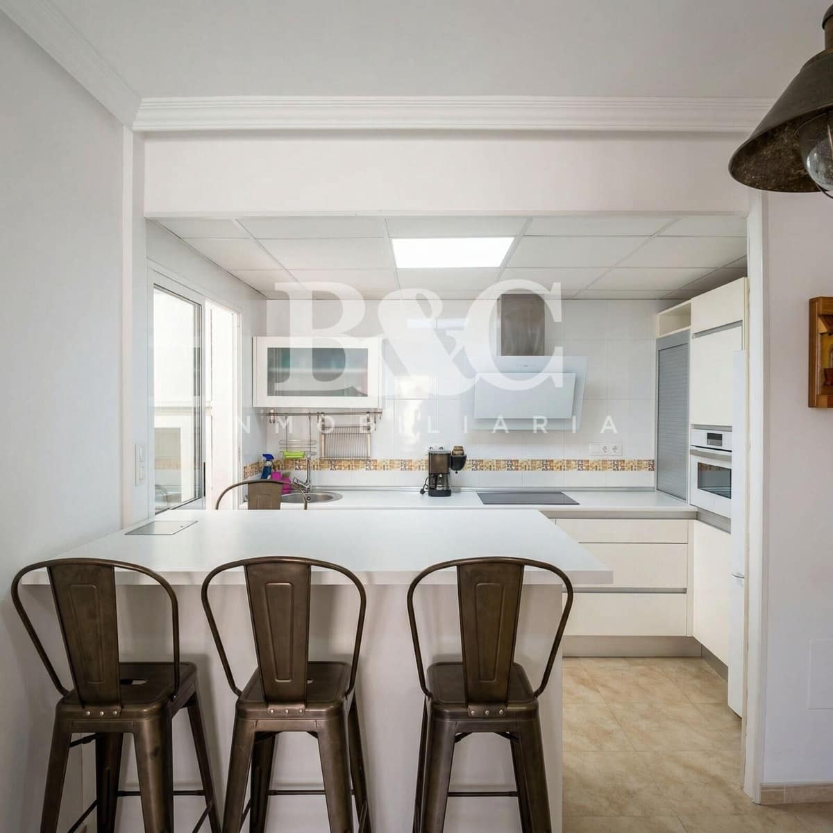 2 bedroom Penthouse for sale in Aguilas with pool garage - € 145,000 (Ref: 9762070)