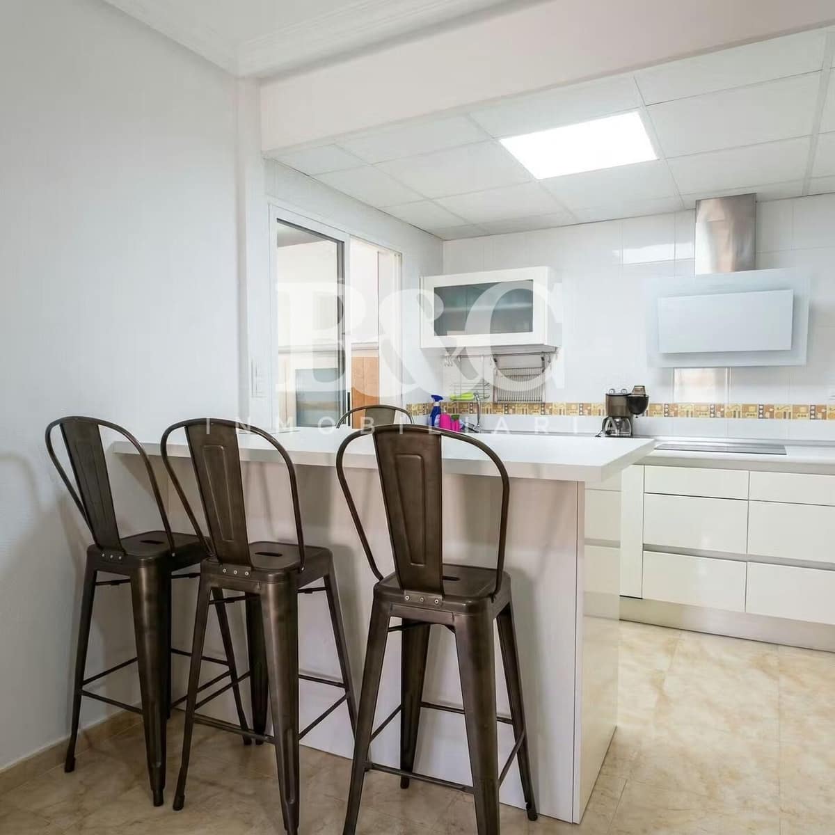 2 bedroom Penthouse for sale in Aguilas with pool garage - € 145,000 (Ref: 9762070)