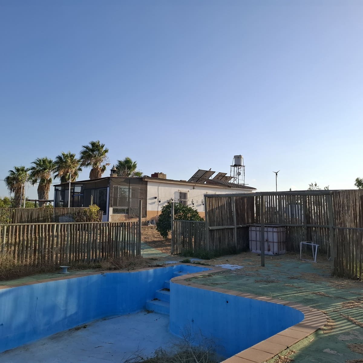 3 bedroom Finca/Country House for sale in Almonte with pool garage - € 165,000 (Ref: 10157604)