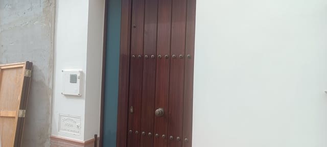 2 bedroom Townhouse for sale in Villalba de los Alcores - € 96,000 (Ref: 8177578)