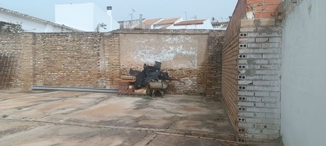 2 bedroom Townhouse for sale in Villalba de los Alcores - € 96,000 (Ref: 8177578)