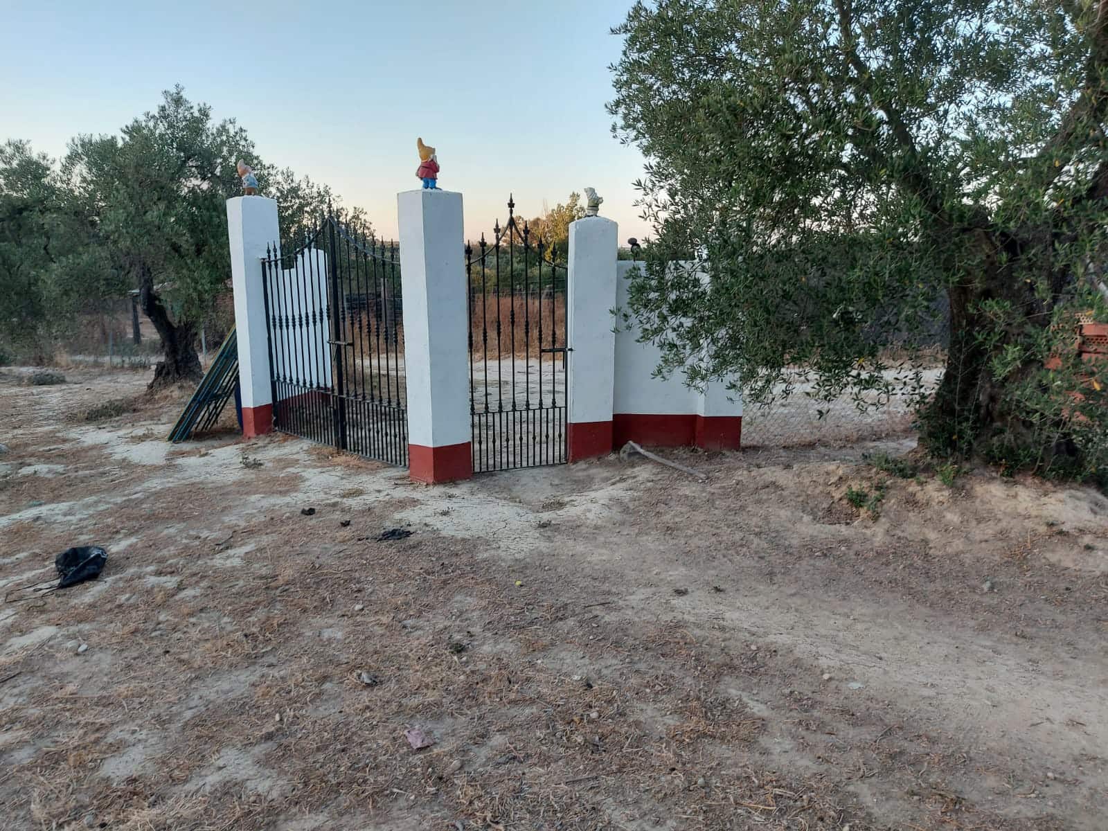 3 soveværelse Finca/Landehus til salg i Almonte med swimmingpool garage - € 98.000 (Ref: 8369576)