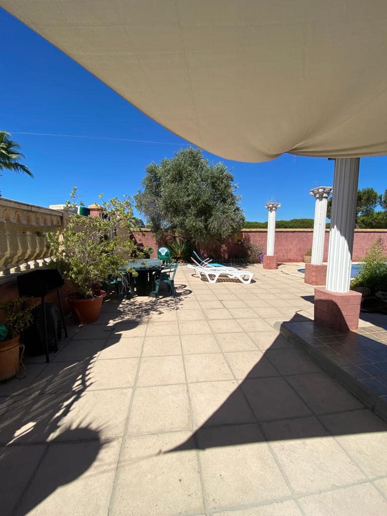 4 soverom Villa til salgs i Matalascanas med svømmebasseng garasje - € 530 000 (Ref: 8487832)