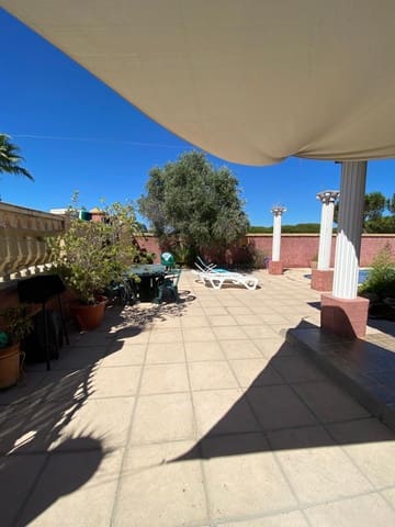 4 soveværelse Villa til salg i Matalascañas, Almonte med swimmingpool garage - € 530.000 (Ref: 8487832)