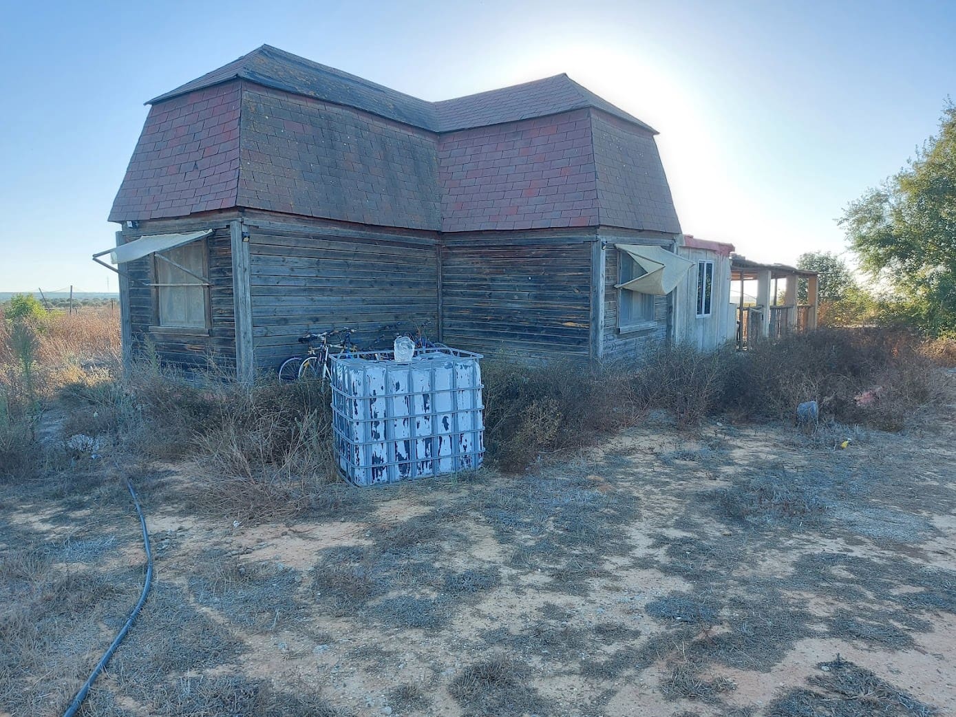 5 slaapkamer Finca/Landhuis te koop in Almonte met garage - € 135.000 (Ref: 8556599)