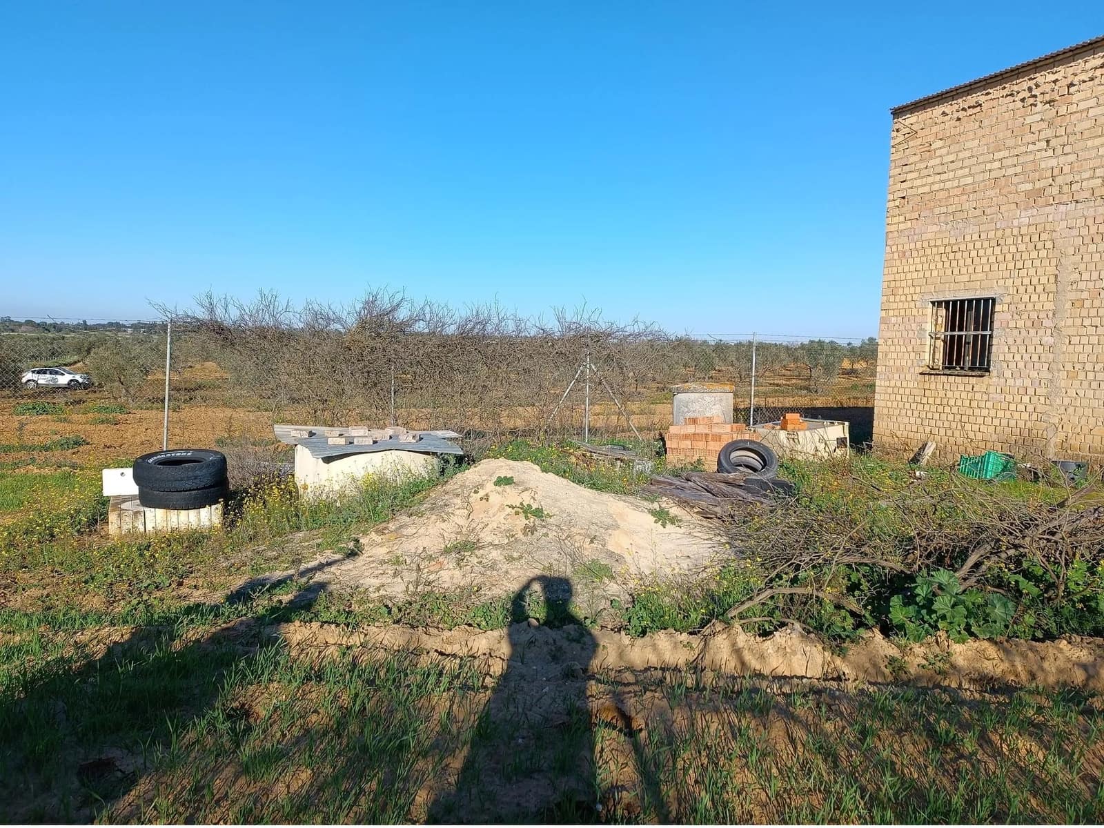 3 soveværelse Finca/Landehus til salg i Rociana del Condado med garage - € 40.000 (Ref: 8603407)