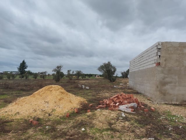 Finca/Herregård til salgs i Almonte med garasje - € 25 000 (Ref: 8604735)