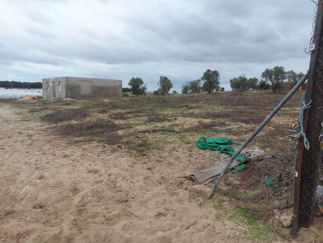 Finca/Herregård til salgs i Almonte med garasje - € 25 000 (Ref: 8604735)