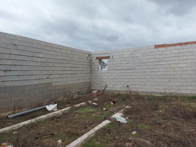 Finca/Herregård til salgs i Almonte med garasje - € 25 000 (Ref: 8604735)