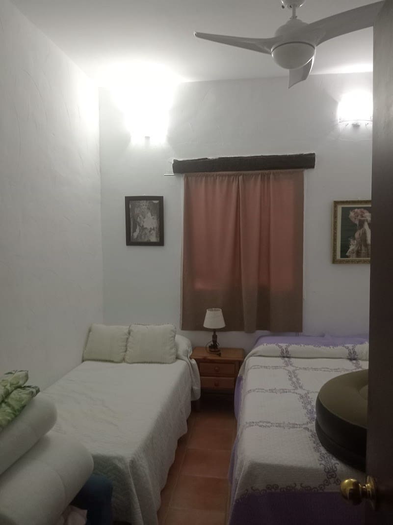 3 soveværelse Finca/Landehus til salg i Almonte med swimmingpool garage - € 156.000 (Ref: 8778104)