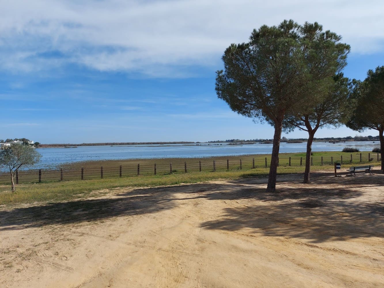 3 soveværelse Finca/Landehus til salg i Almonte med swimmingpool garage - € 156.000 (Ref: 8778104)