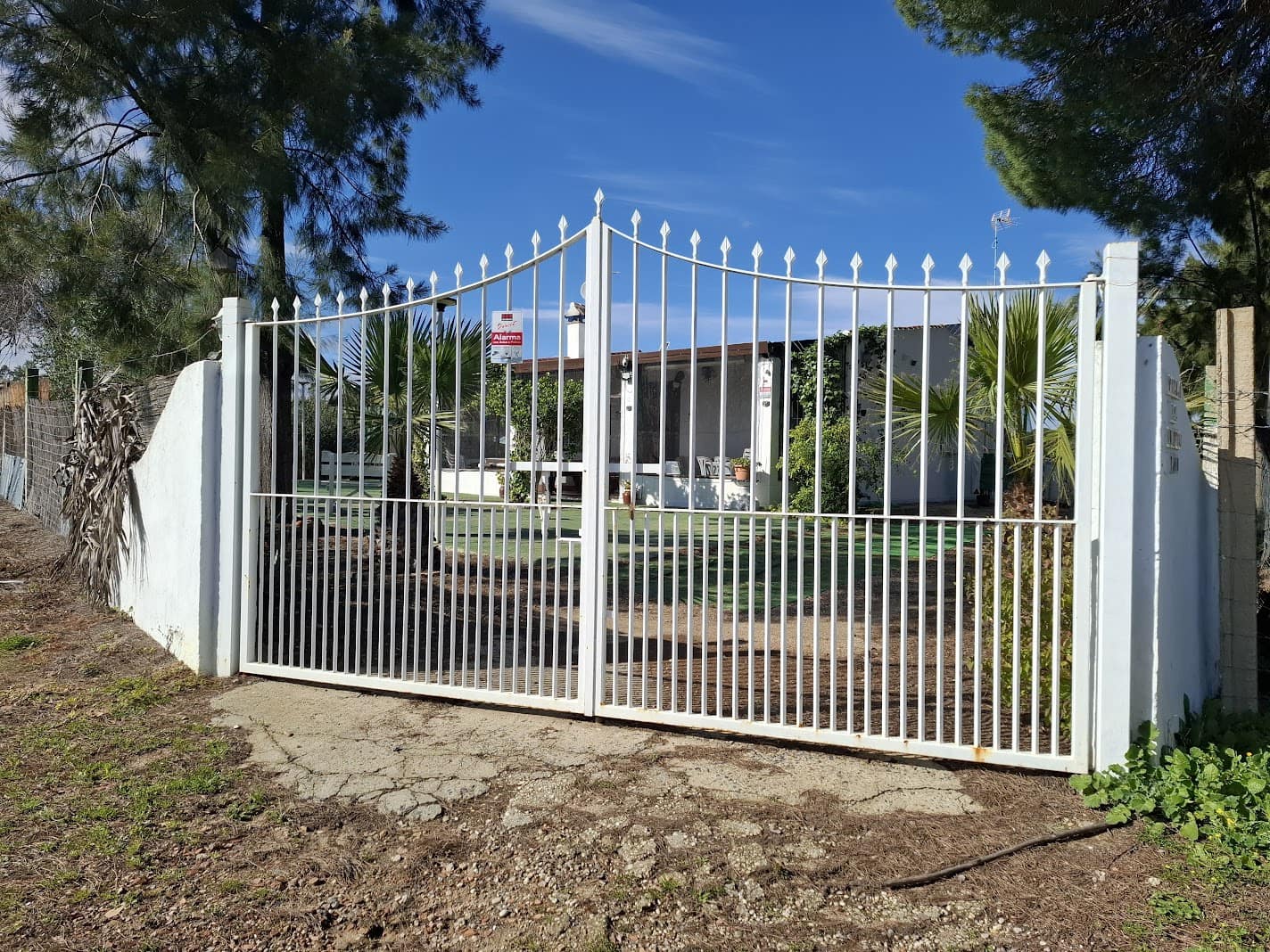 3 soveværelse Finca/Landehus til salg i Almonte med swimmingpool garage - € 156.000 (Ref: 8778104)