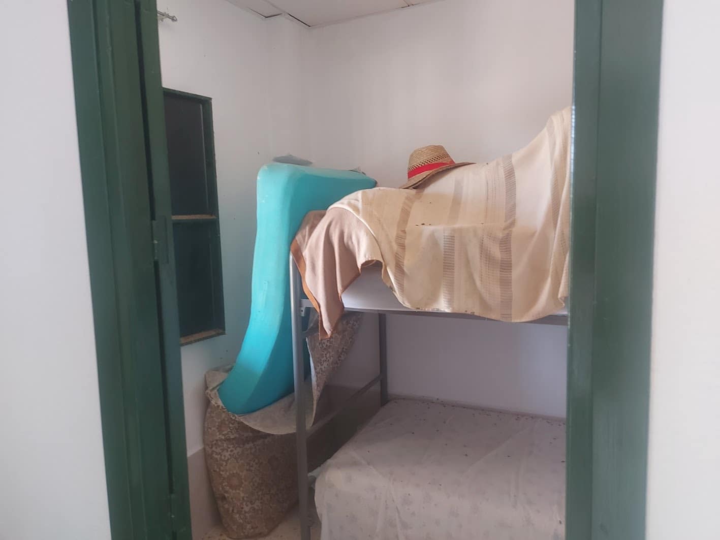 2 soveværelse Finca/Landehus til salg i Almonte med garage - € 71.000 (Ref: 9169519)