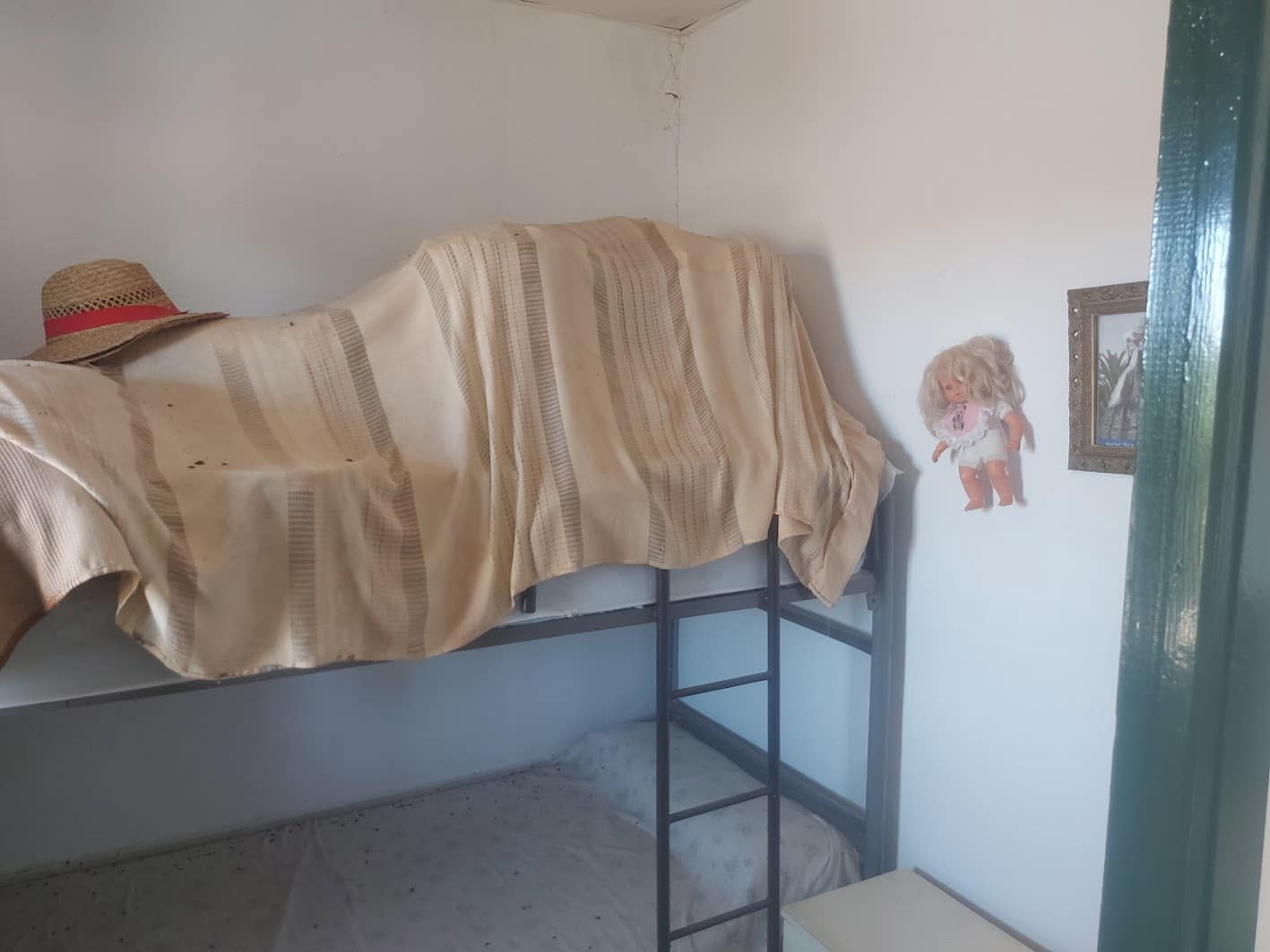 2 soveværelse Finca/Landehus til salg i Almonte med garage - € 71.000 (Ref: 9169519)