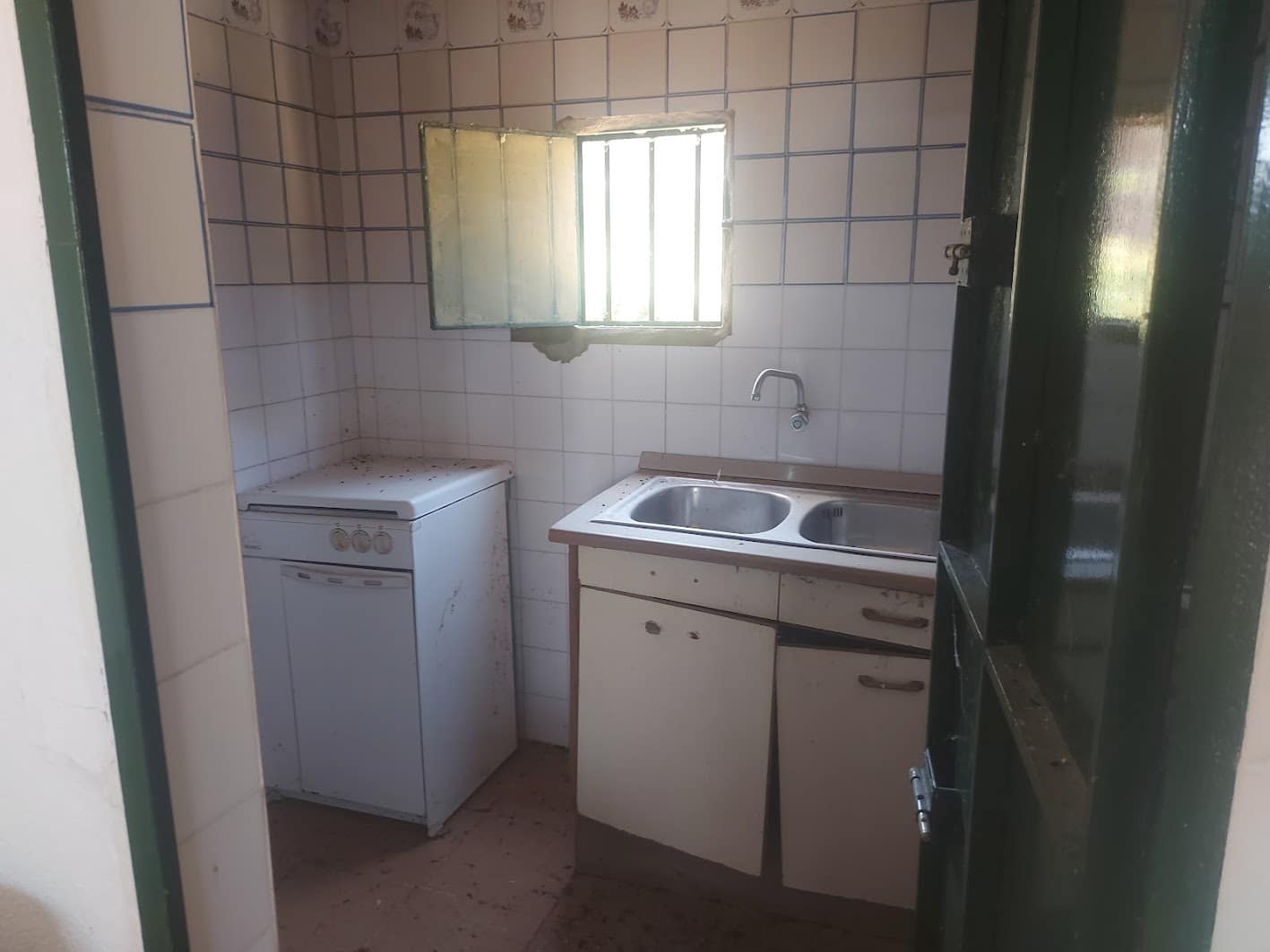 2 soveværelse Finca/Landehus til salg i Almonte med garage - € 71.000 (Ref: 9169519)