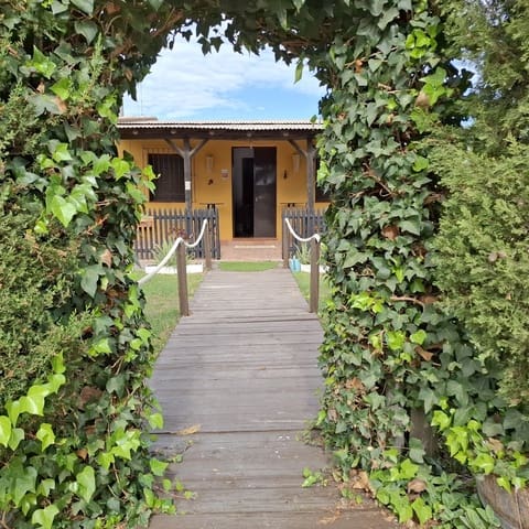 3 chambre Finca/Maison de Campagne à vendre à Almonte avec piscine garage - 98 000 € (Ref: 9330185)