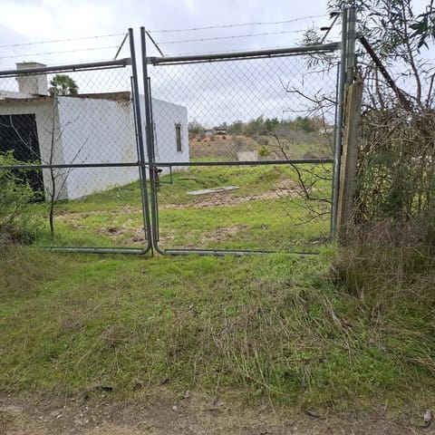 3 quarto Quinta/Casa Rural para venda em Almonte com garagem - 95 000 € (Ref: 9547835)