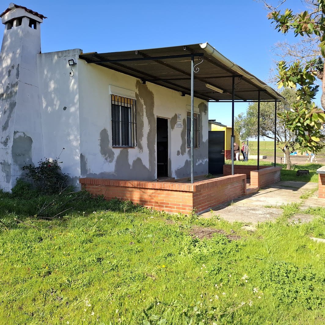 Finca/Herregård til salgs i Almonte med garasje - € 48 000 (Ref: 9729253)