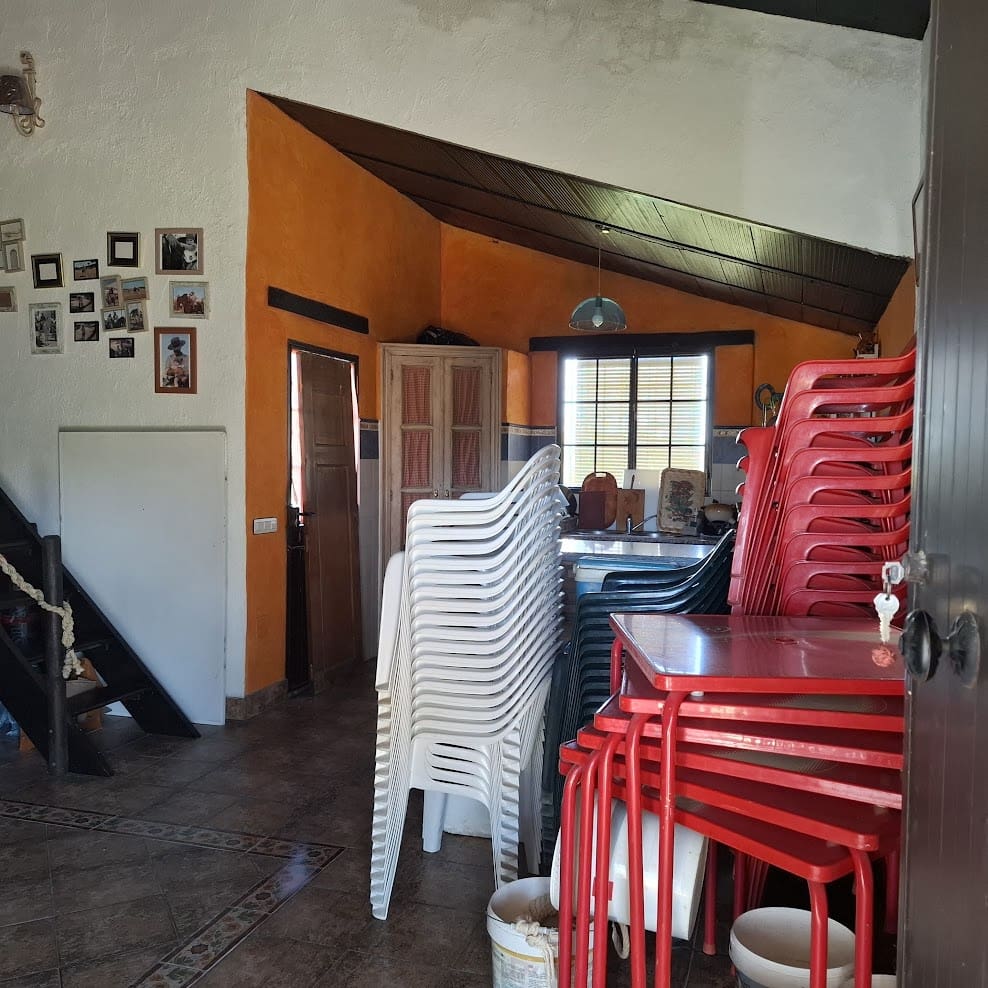 2 makuuhuone Maalaistalo myytävänä paikassa Almonte mukana 
autotalli - 95 000 € (Ref: 9783083)