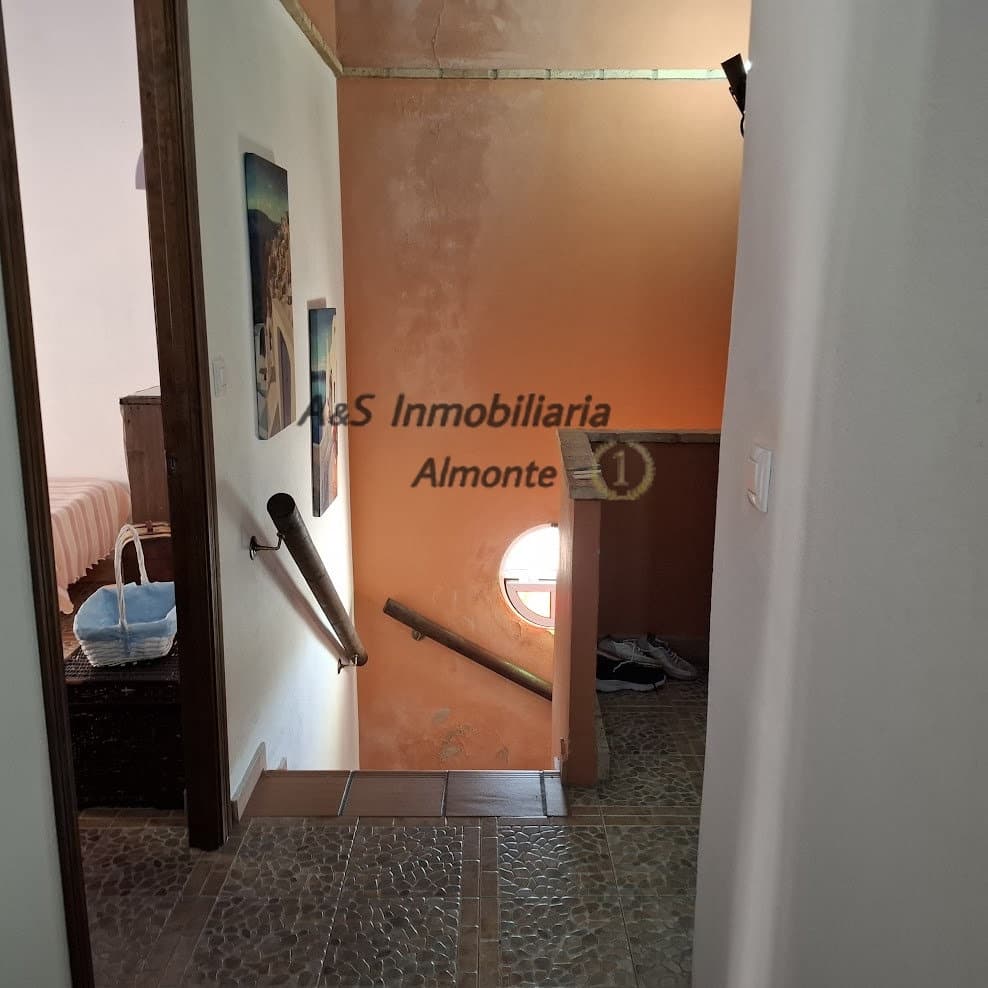 Finca/Casa Rural de 4 habitaciones en Almonte en venta con piscina garaje - 155.000 € (Ref: 9800616)