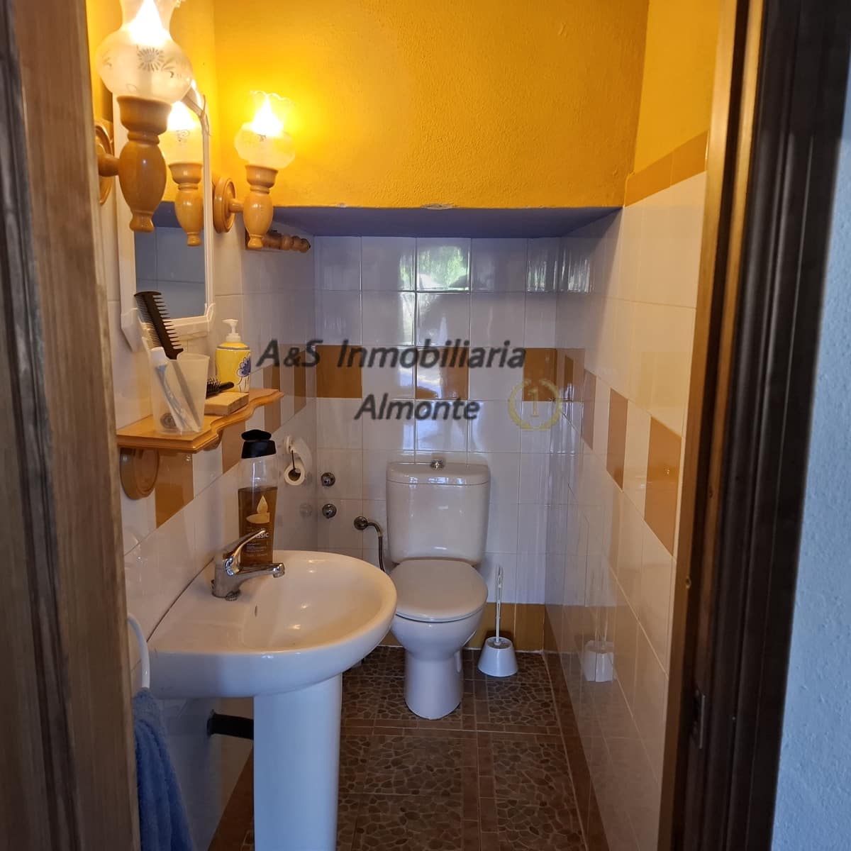 Finca/Casa Rural de 4 habitaciones en Almonte en venta con piscina garaje - 155.000 € (Ref: 9800616)