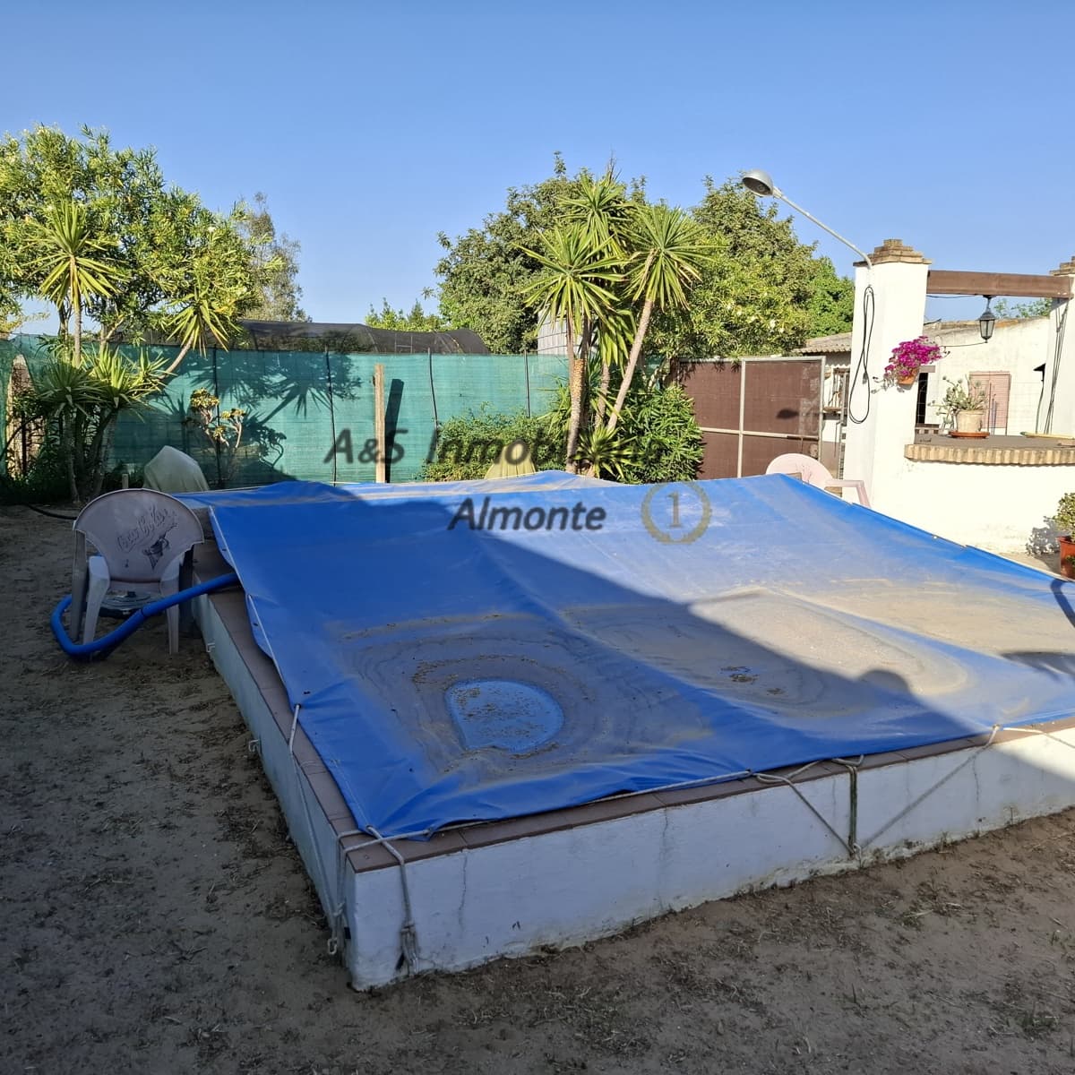 Finca/Casa Rural de 4 habitaciones en Almonte en venta con piscina garaje - 155.000 € (Ref: 9800616)