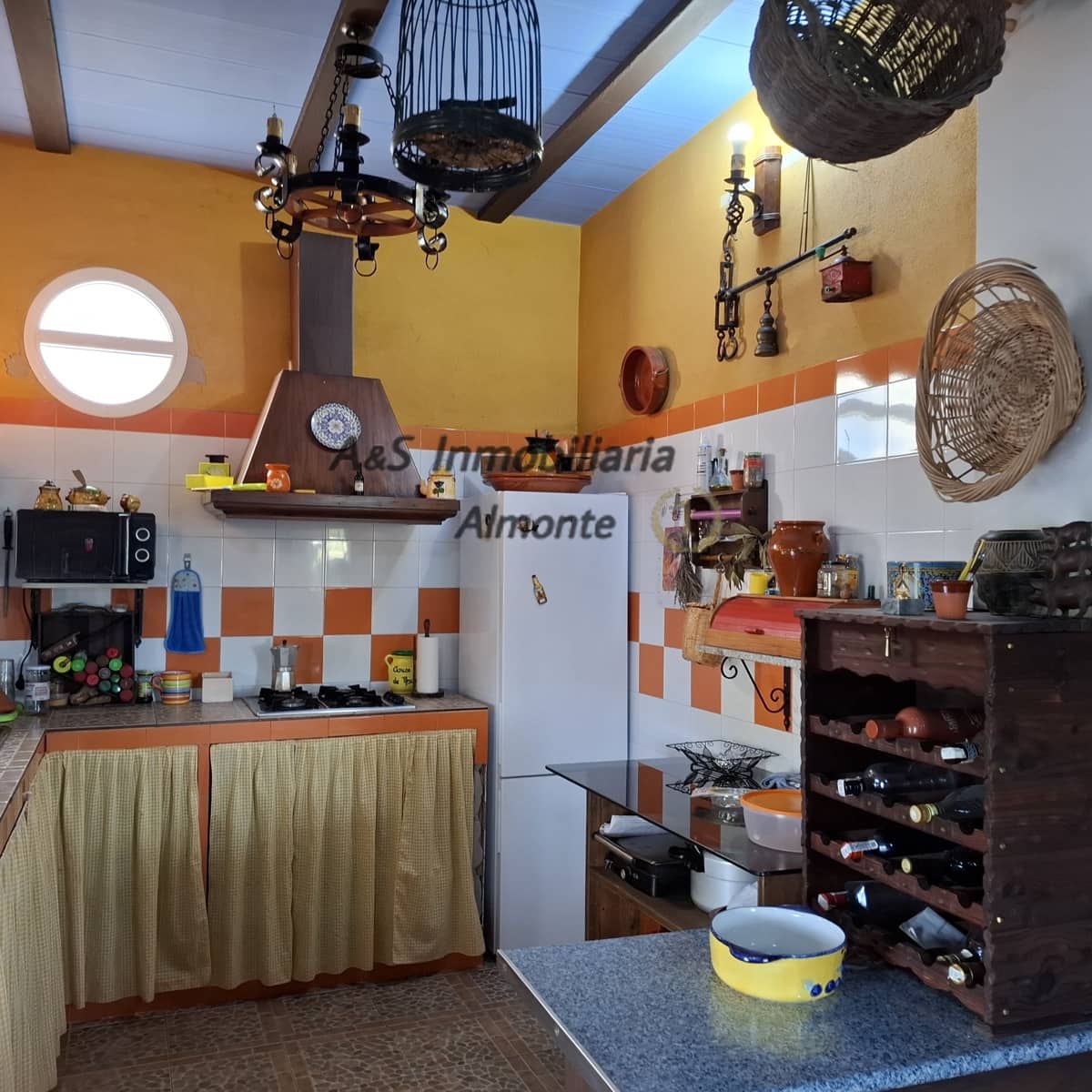 Finca/Casa Rural de 4 habitaciones en Almonte en venta con piscina garaje - 155.000 € (Ref: 9800616)