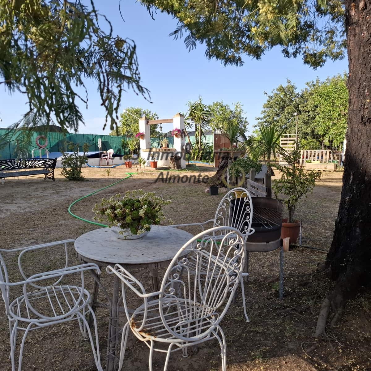 Finca/Casa Rural de 4 habitaciones en Almonte en venta con piscina garaje - 155.000 € (Ref: 9800616)