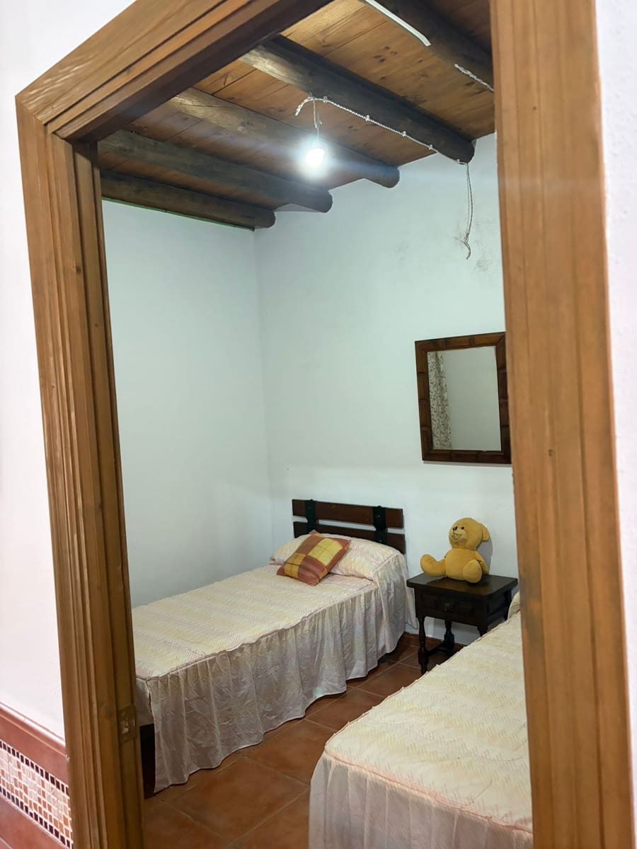 4 quarto Quinta/Casa Rural para venda em Almonte com garagem - 125 000 € (Ref: 9826654)