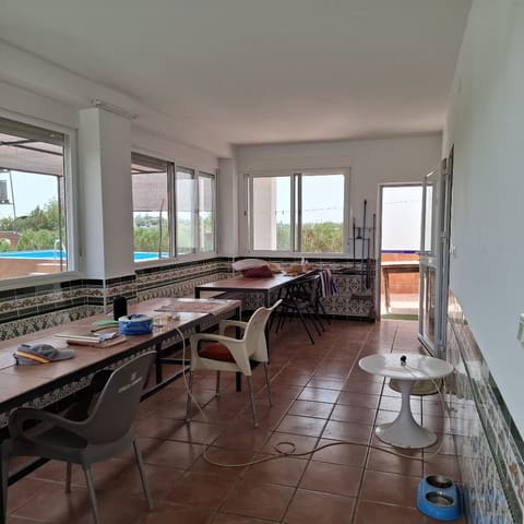 2 soveværelse Finca/Landehus til salg i Almonte med swimmingpool garage - € 120.000 (Ref: 9973265)